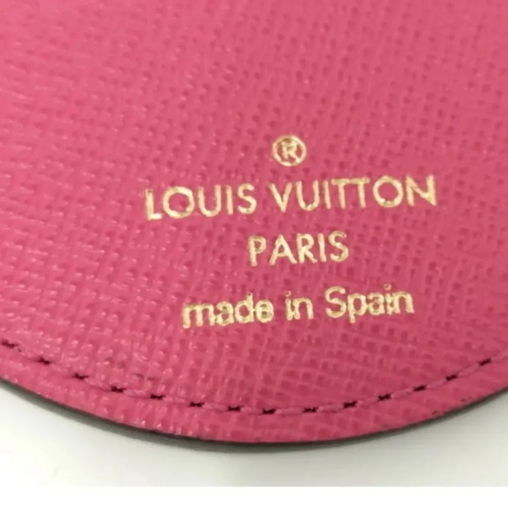 Louis Vuitton Leather Key Chain 🔐💕 - Picture 4 of 7